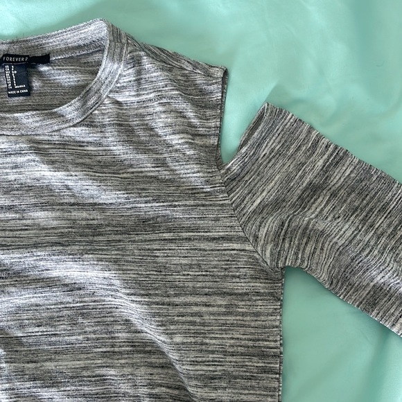 Grey Cold Shoulder Thin Sweatshirt - Picture 4 of 5